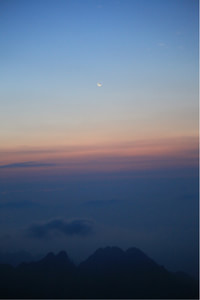 长春亚泰士气高涨，压哨进球带走胜利